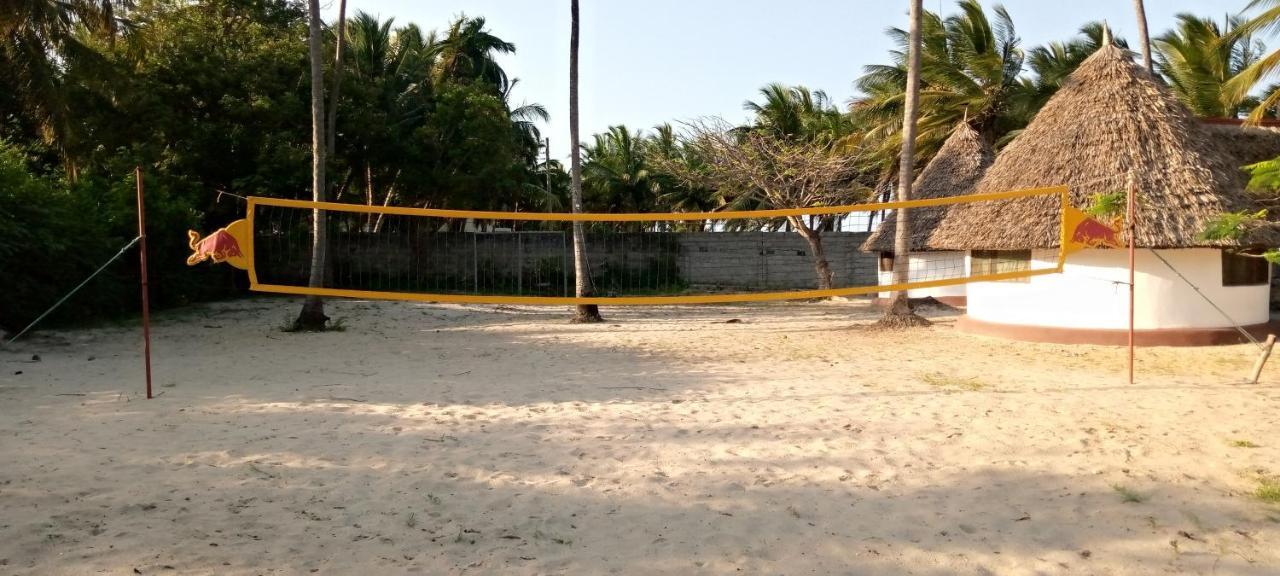 Funky Squids Beach Resort Bagamoyo Dış mekan fotoğraf